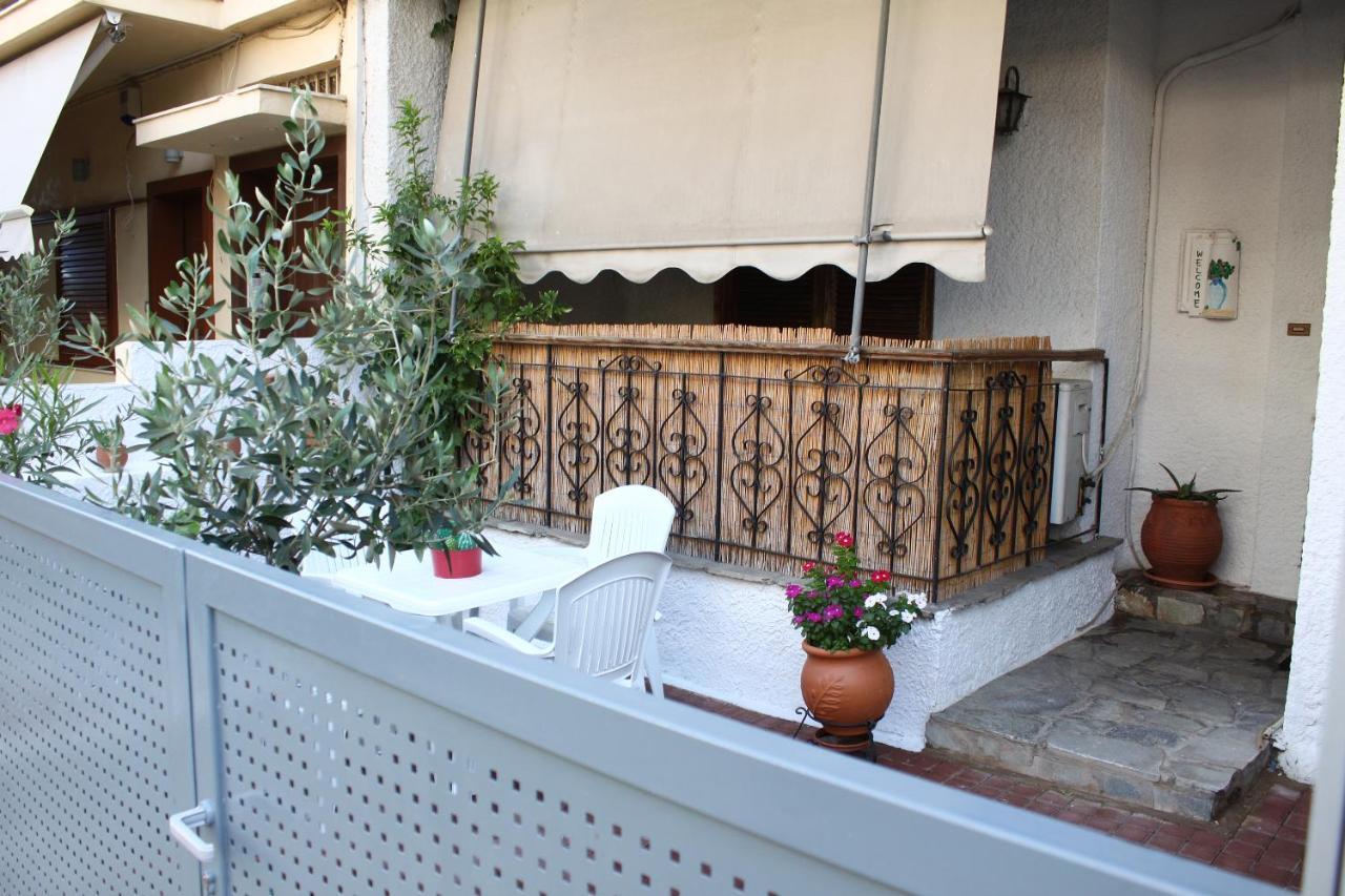 Sweet Stone Apartment In Imittos Atenas Exterior foto